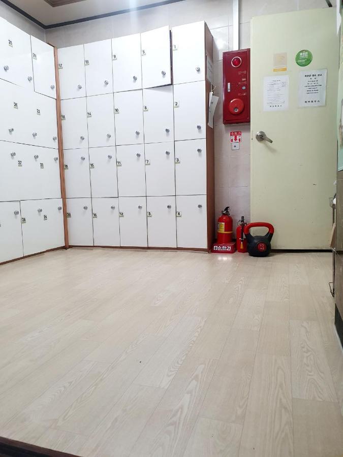 Hub House Livingtel Vandrehjem Seoul Eksteriør billede