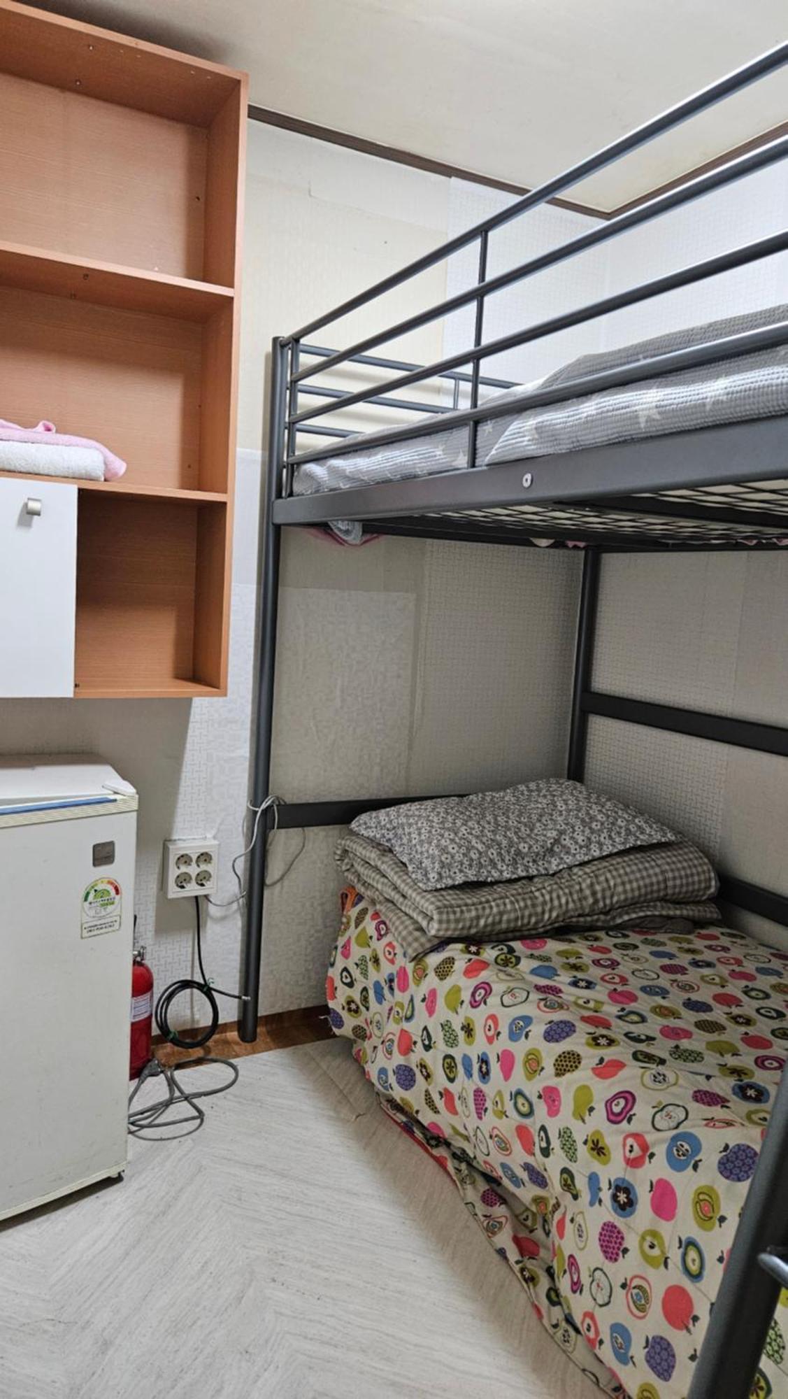 Hub House Livingtel Vandrehjem Seoul Eksteriør billede